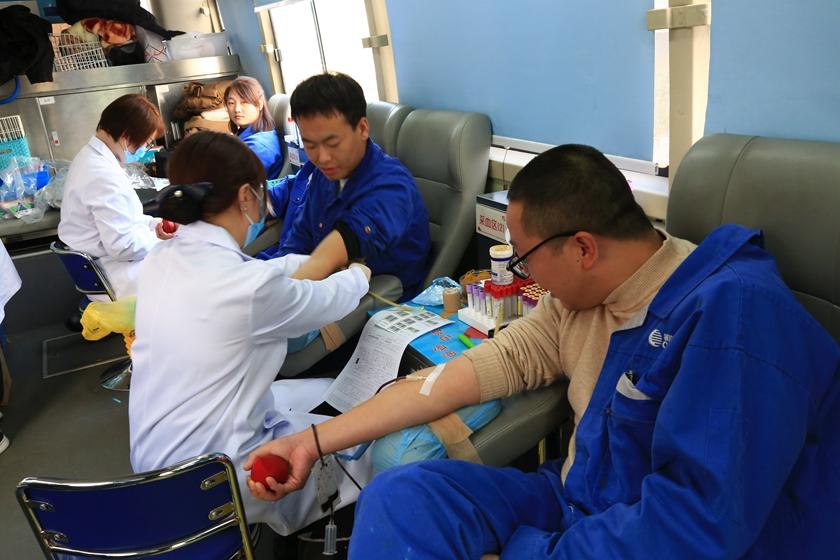 献血 (1)_副本.jpg